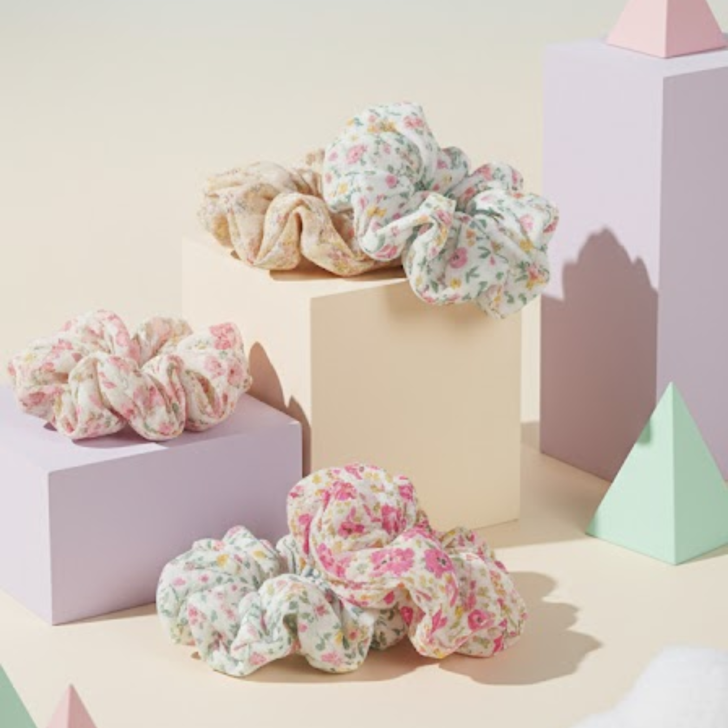 Soft Elastic scrunchies