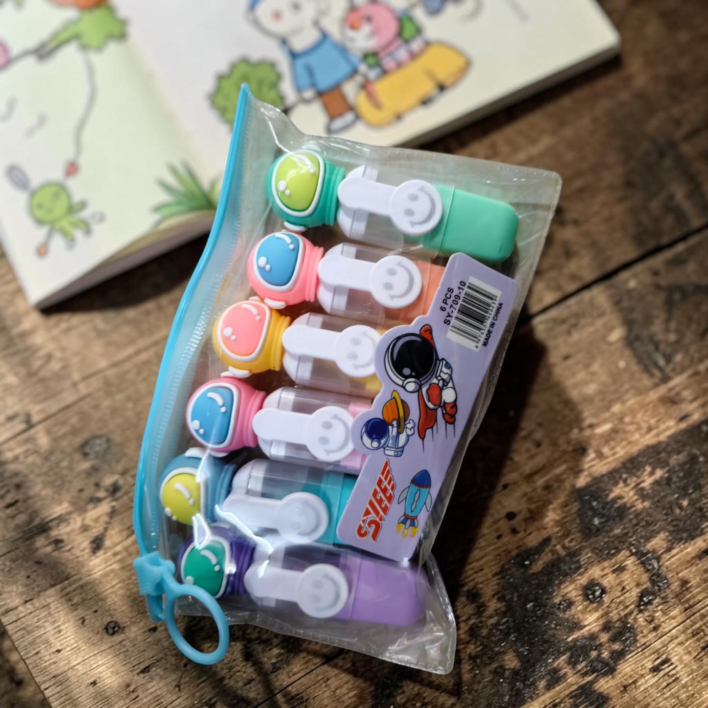 Set of 6 mini–Pastel color Marker pens in Zip Pouch